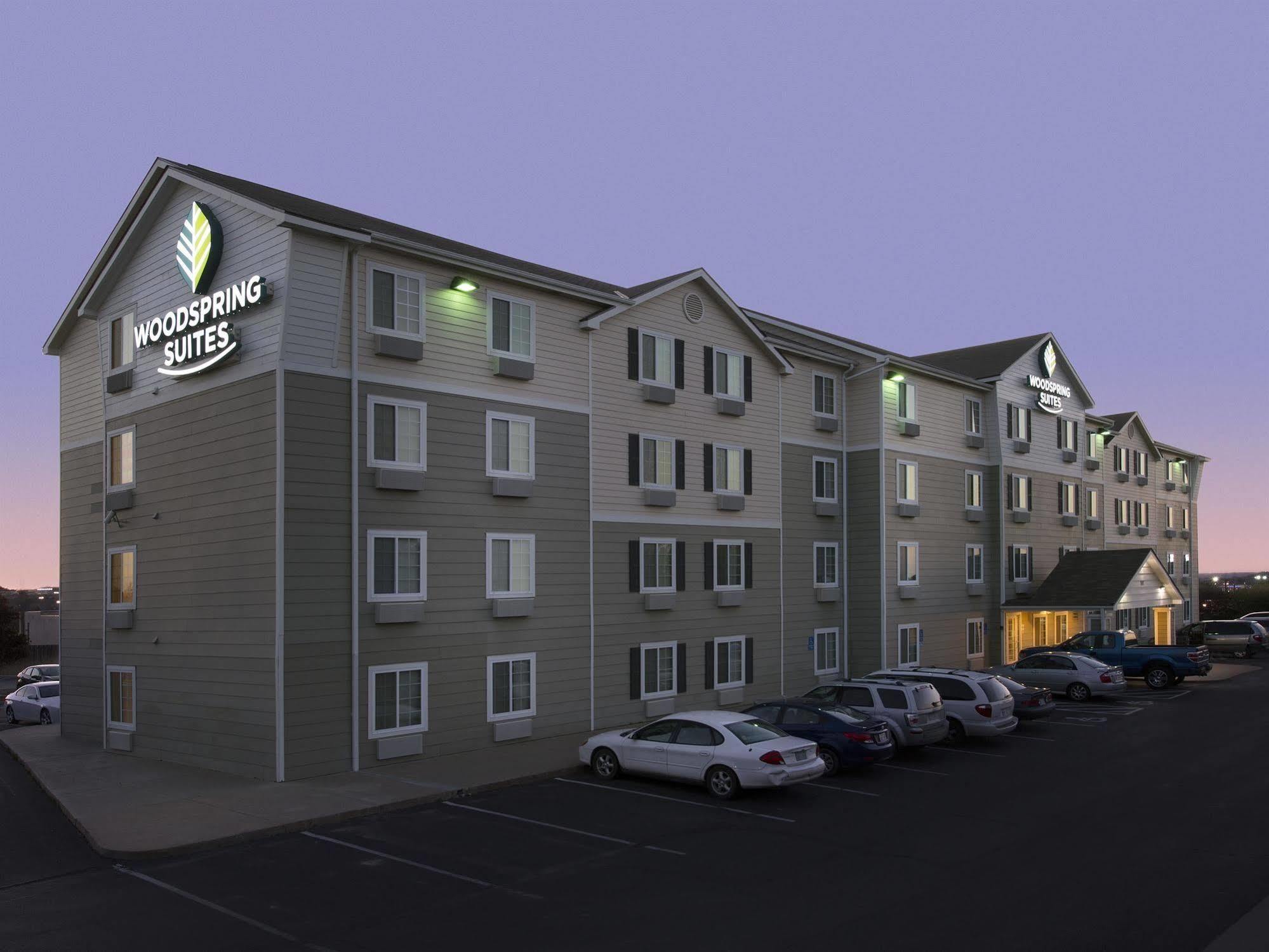 Woodspring 2*